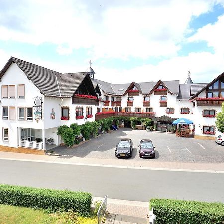Hotel - Restaurant Berghof Berghausen  エクステリア 写真