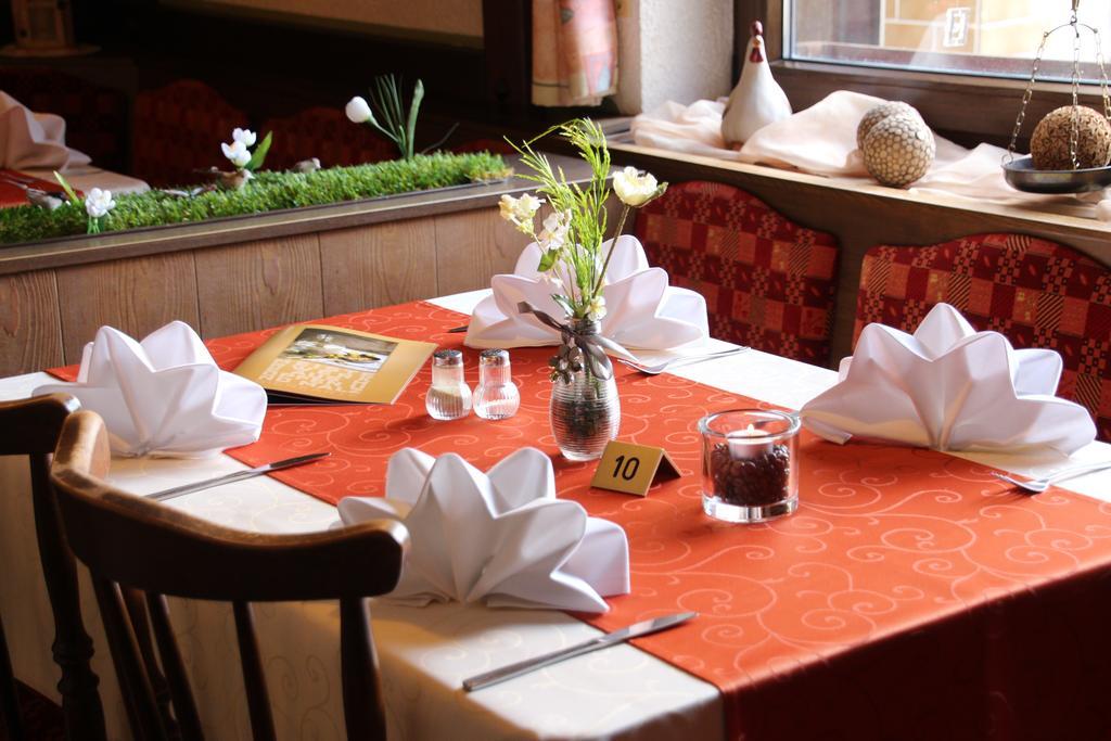 Hotel - Restaurant Berghof Berghausen  エクステリア 写真